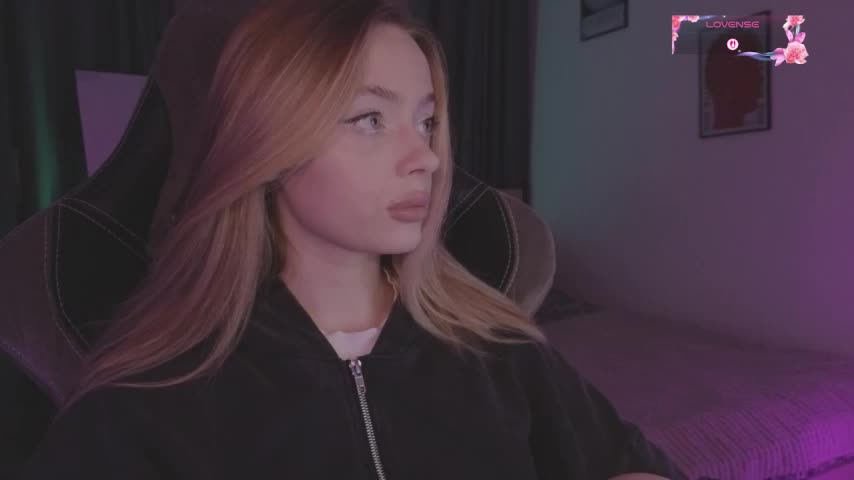 _MayShy_ Live Sex December 14, 2025