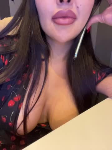 -ANGELIKA7741 Live Sex December 18, 2025