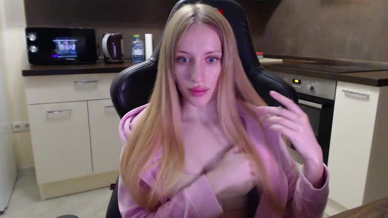 weaksii Live Sex December 13, 2025