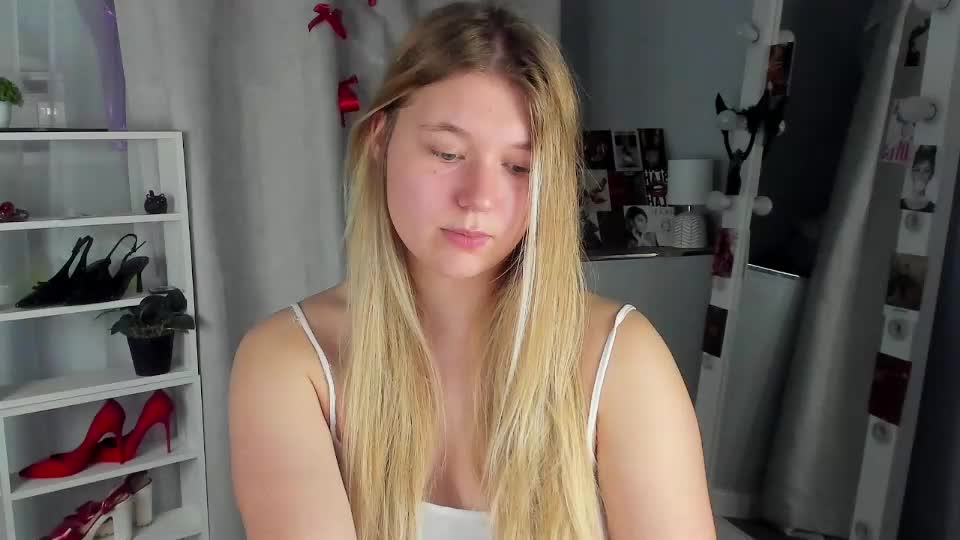 rebecca_____ Live Sex December 14, 2025