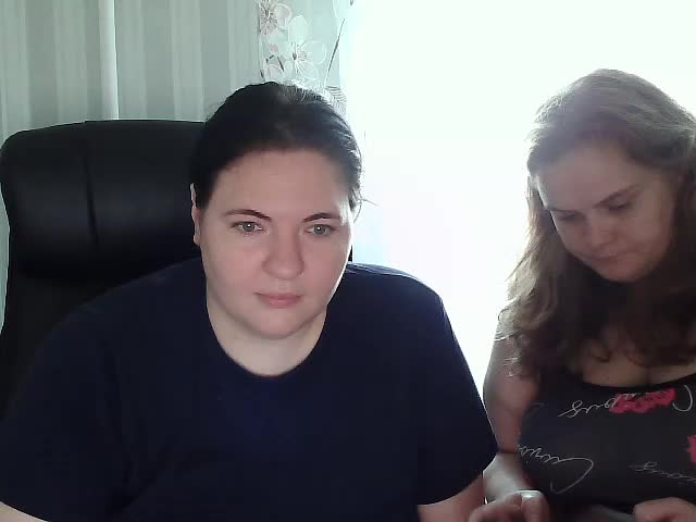 HollyXEva Live Sex December 14, 2025