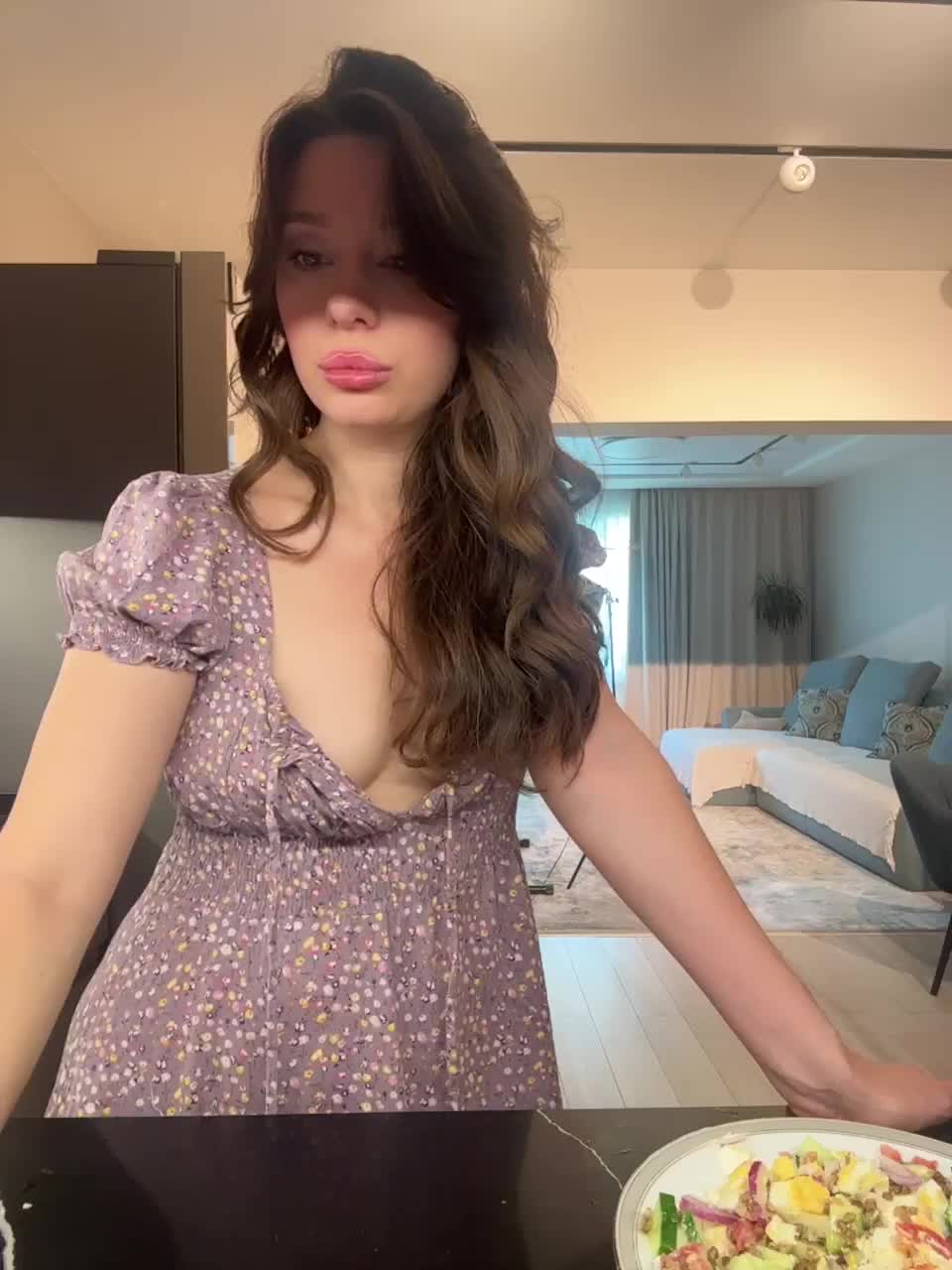 Melissa222Femdom Live Sex December 14, 2025