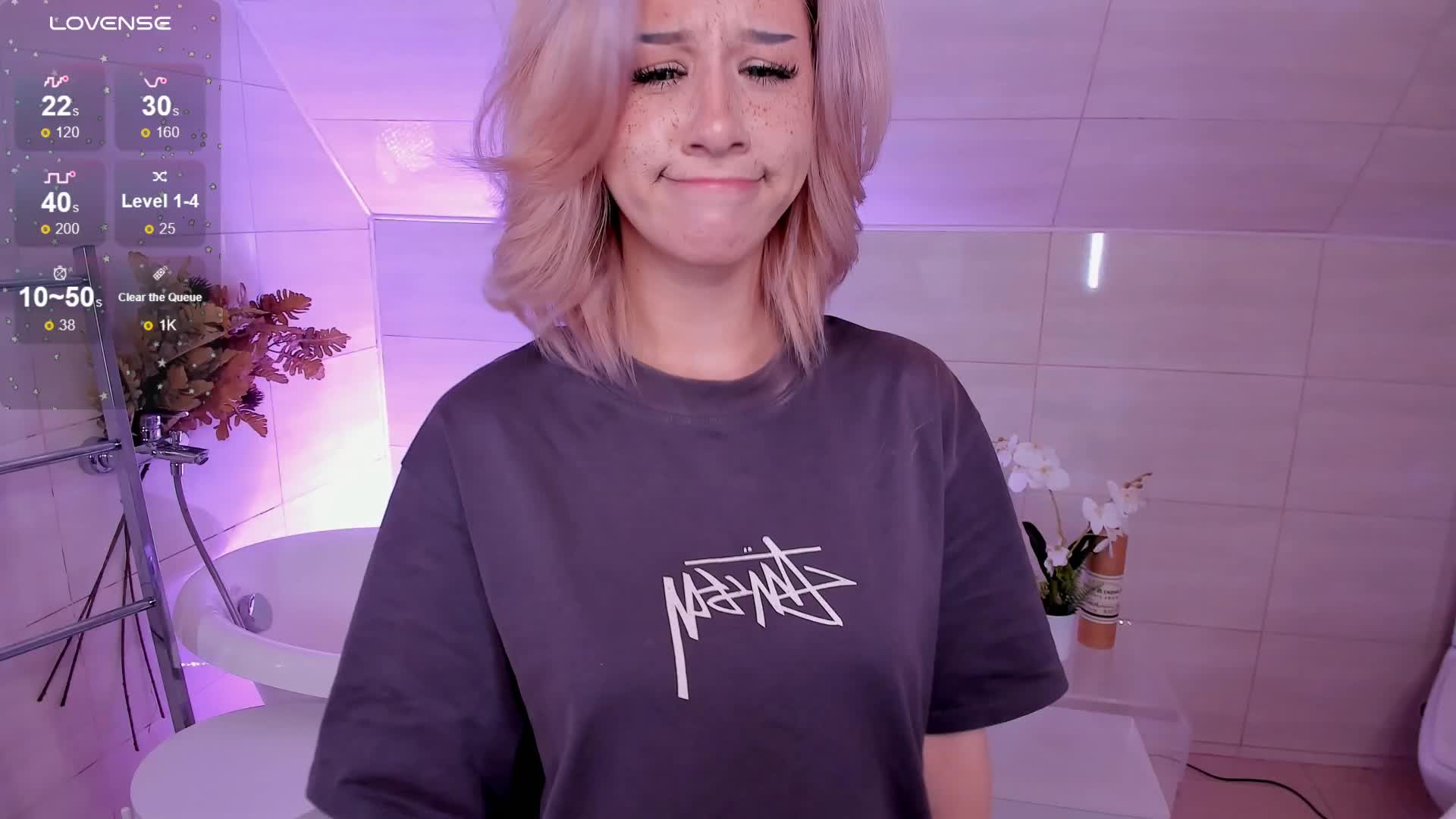 Necucubi Live Sex December 17, 2025