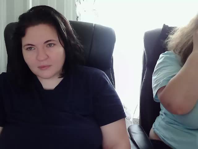 HollyXEva Live Sex December 14, 2025