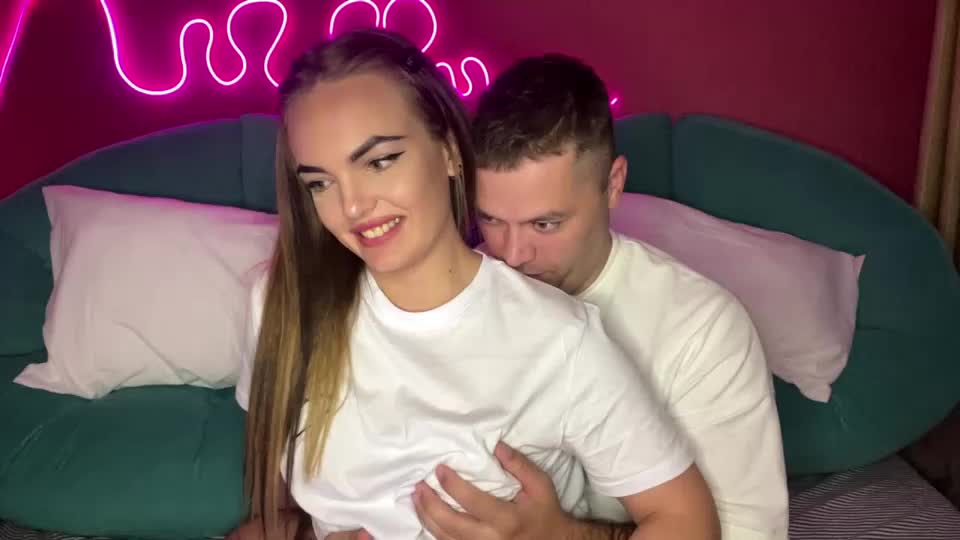 deeplookscouple Live Sex December 13, 2025
