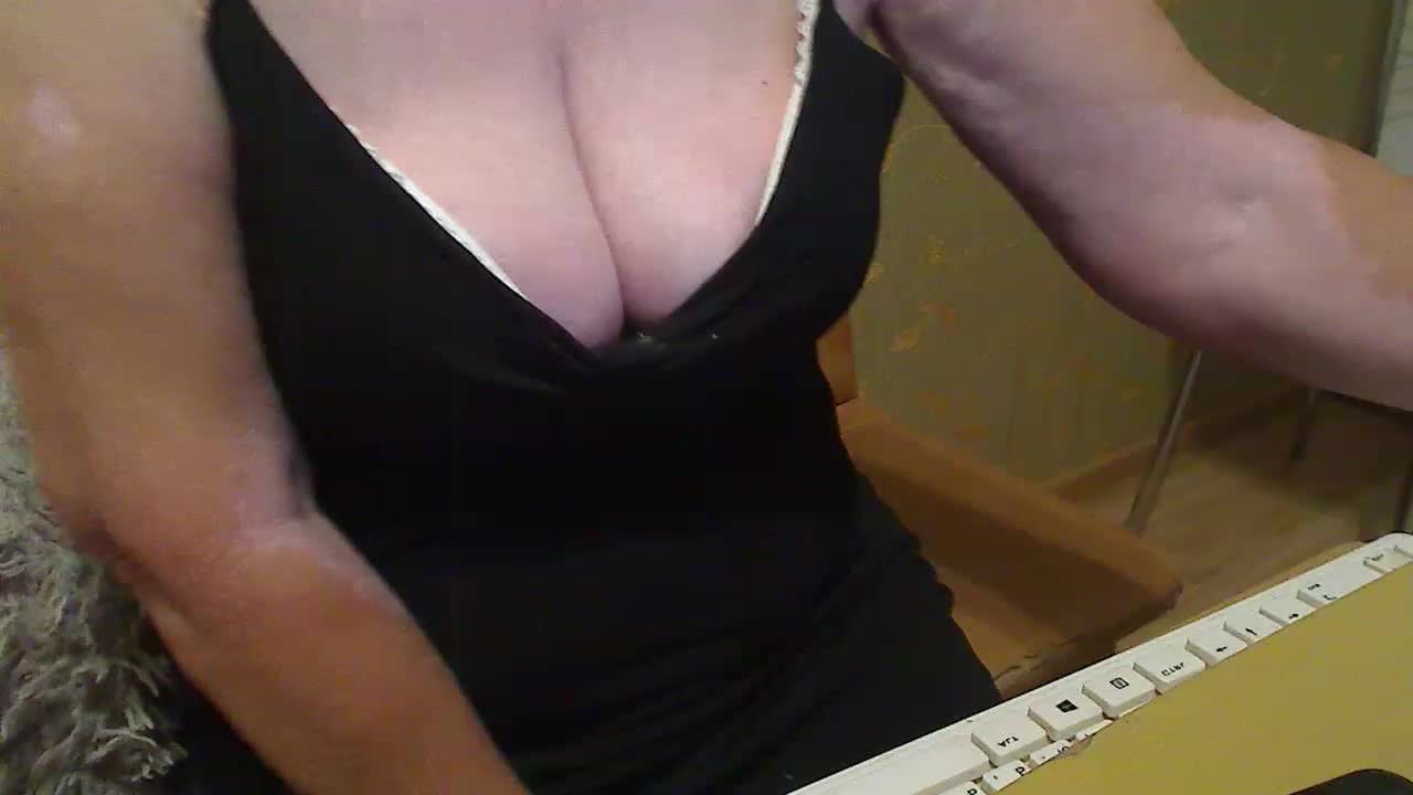 Svetulya50 Live Sex December 17, 2025