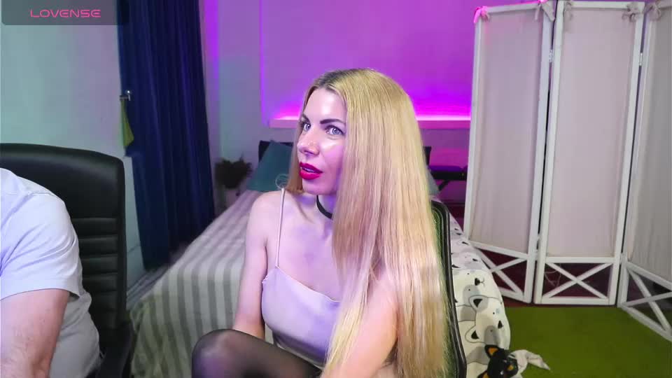 alisaaleks Live Sex December 20, 2025