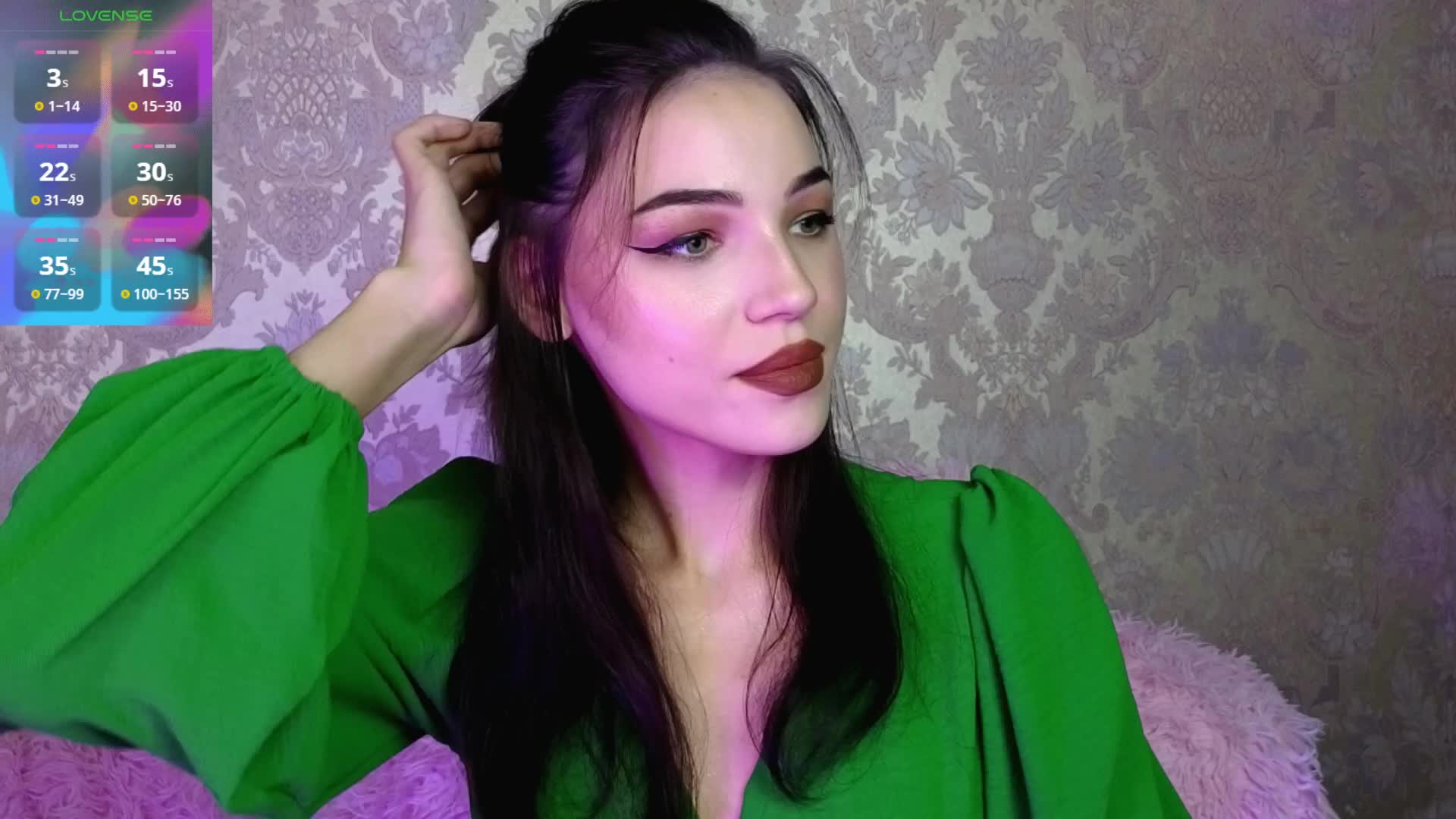 EmilyLuxxxury Live Sex December 13, 2025