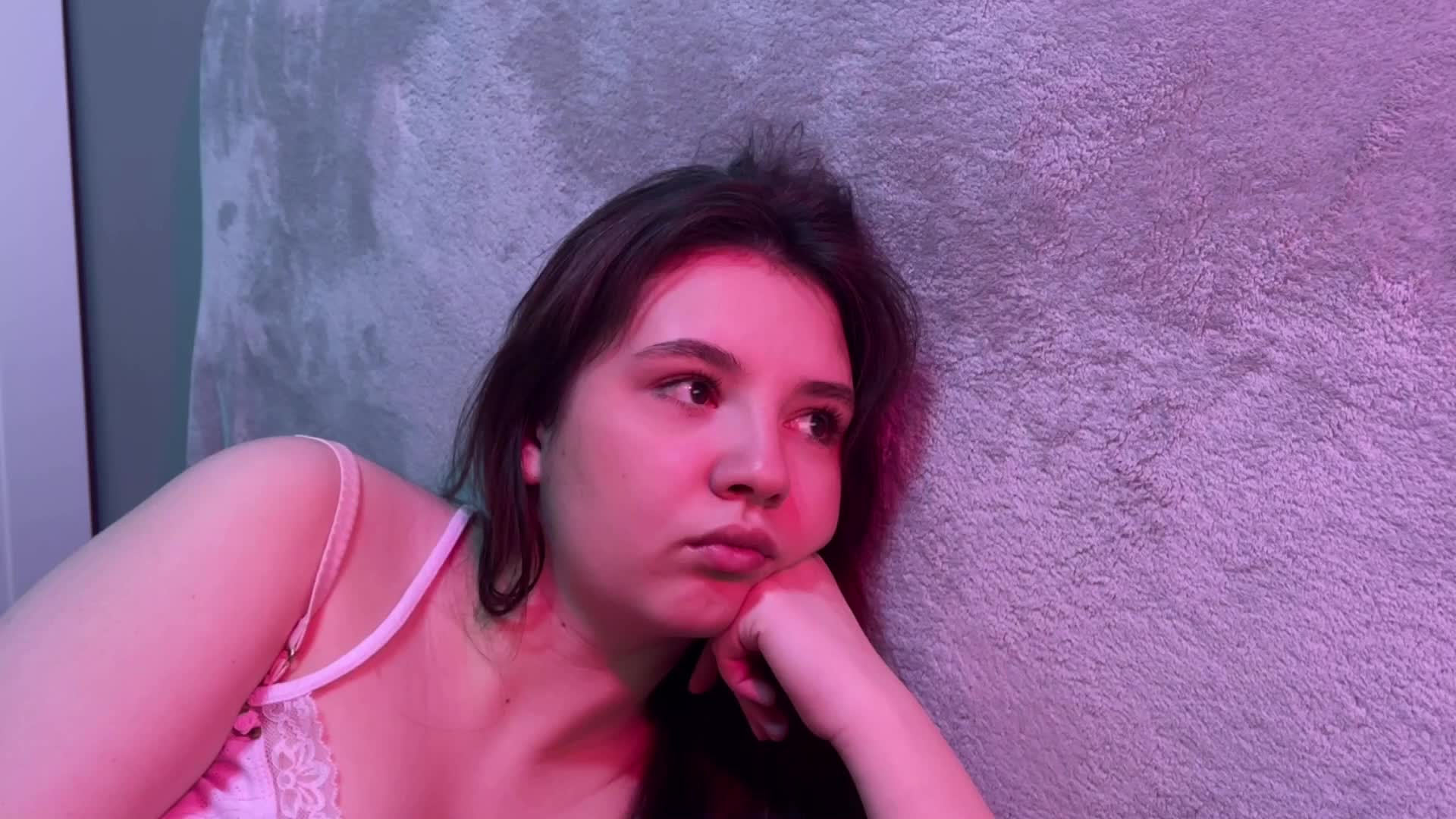 AlisaRichGold Live Sex December 14, 2025