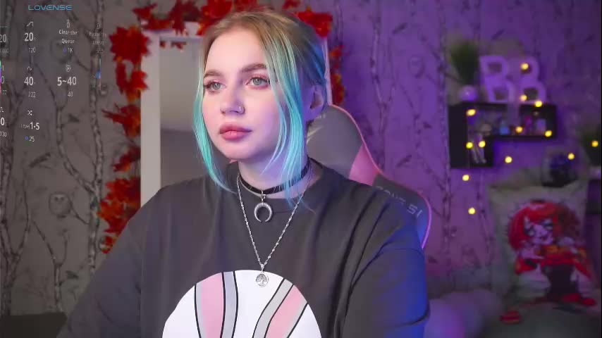 moon_valkyriie Live Sex September 21, 2025