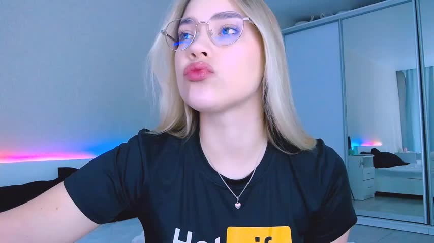 DIANAxxxDIAMOND Live Sex December 15, 2025
