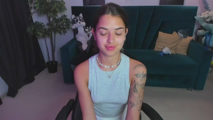 CharleneWoods Live Sex December 14, 2025