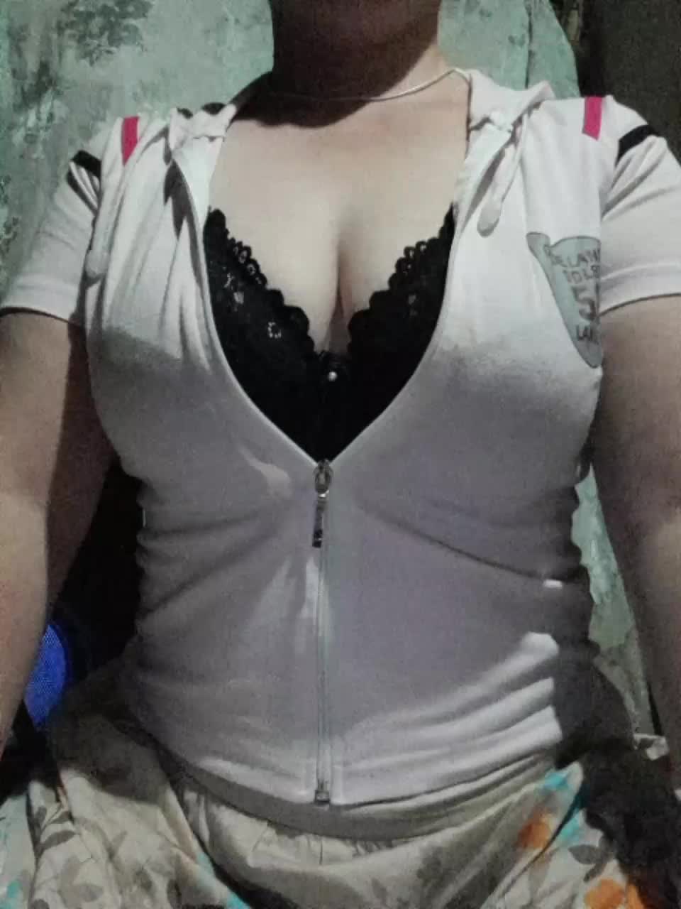 Iriska2025 Live Sex December 13, 2025