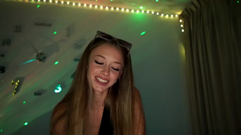 BARBIE_22888 Live Sex December 13, 2025