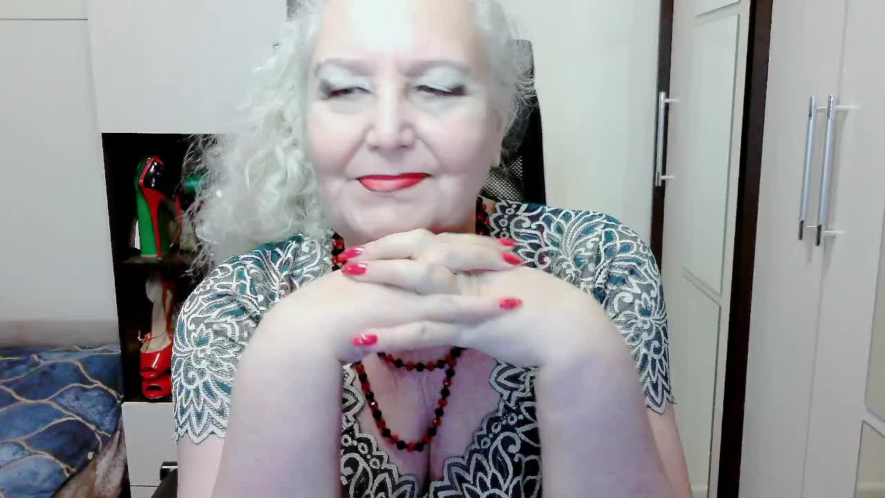 GrannyWants Live Sex December 17, 2025