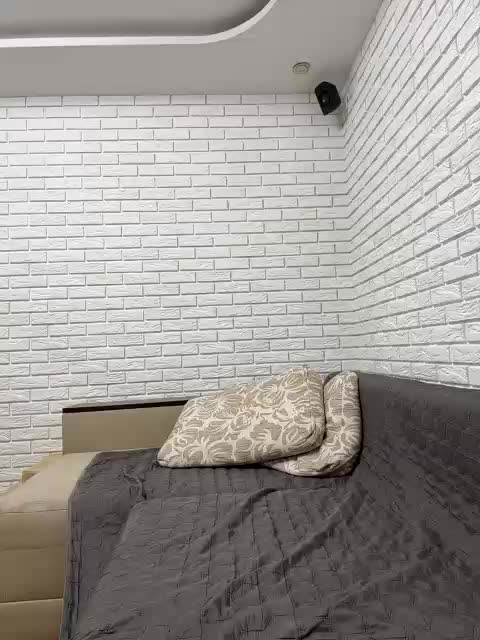 KitFox Live Sex December 17, 2025