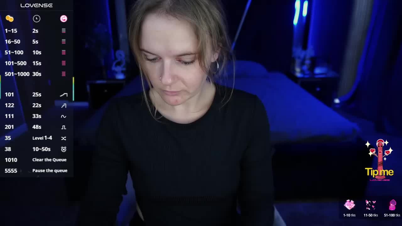 MaribelRiver Live Sex December 17, 2025