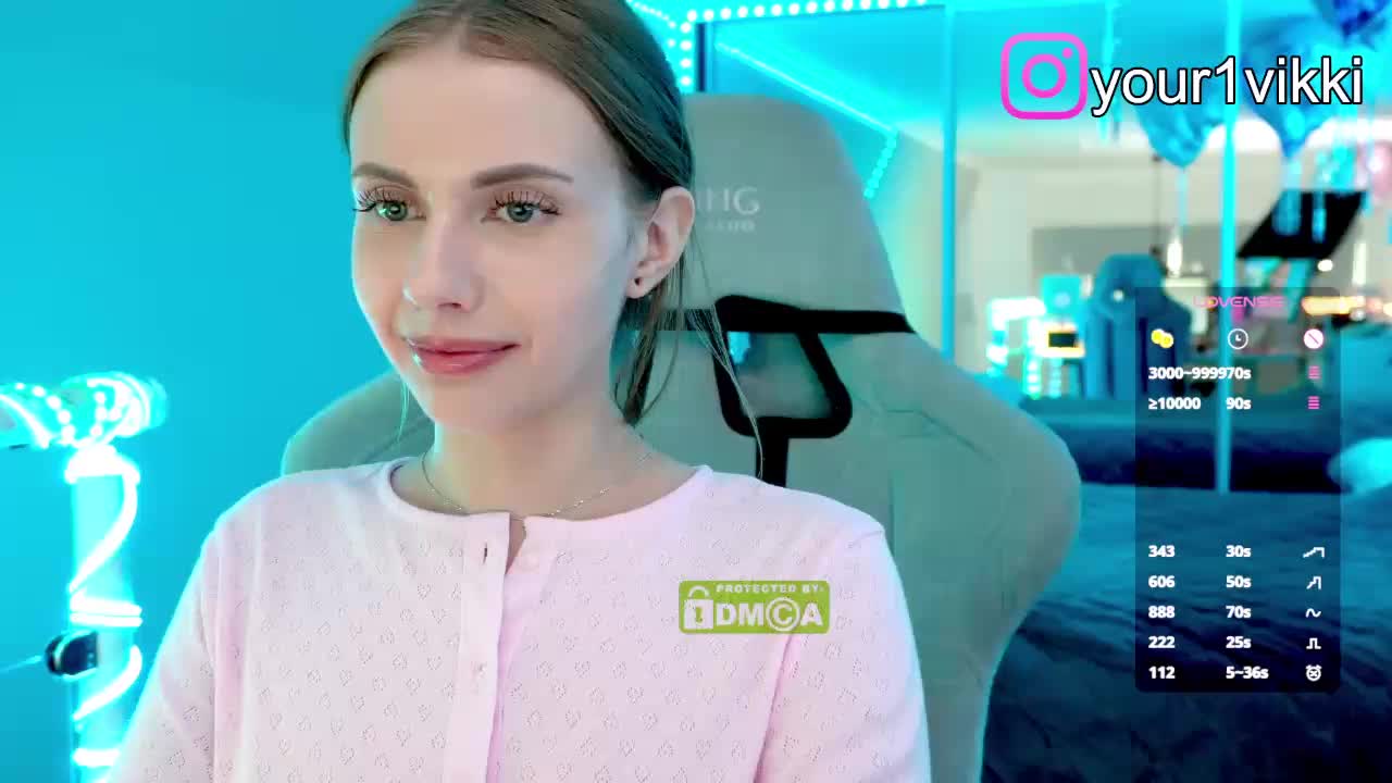 VikkiExtraCheese Live Sex December 18, 2025