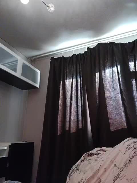 Jeanneen Live Sex December 17, 2025