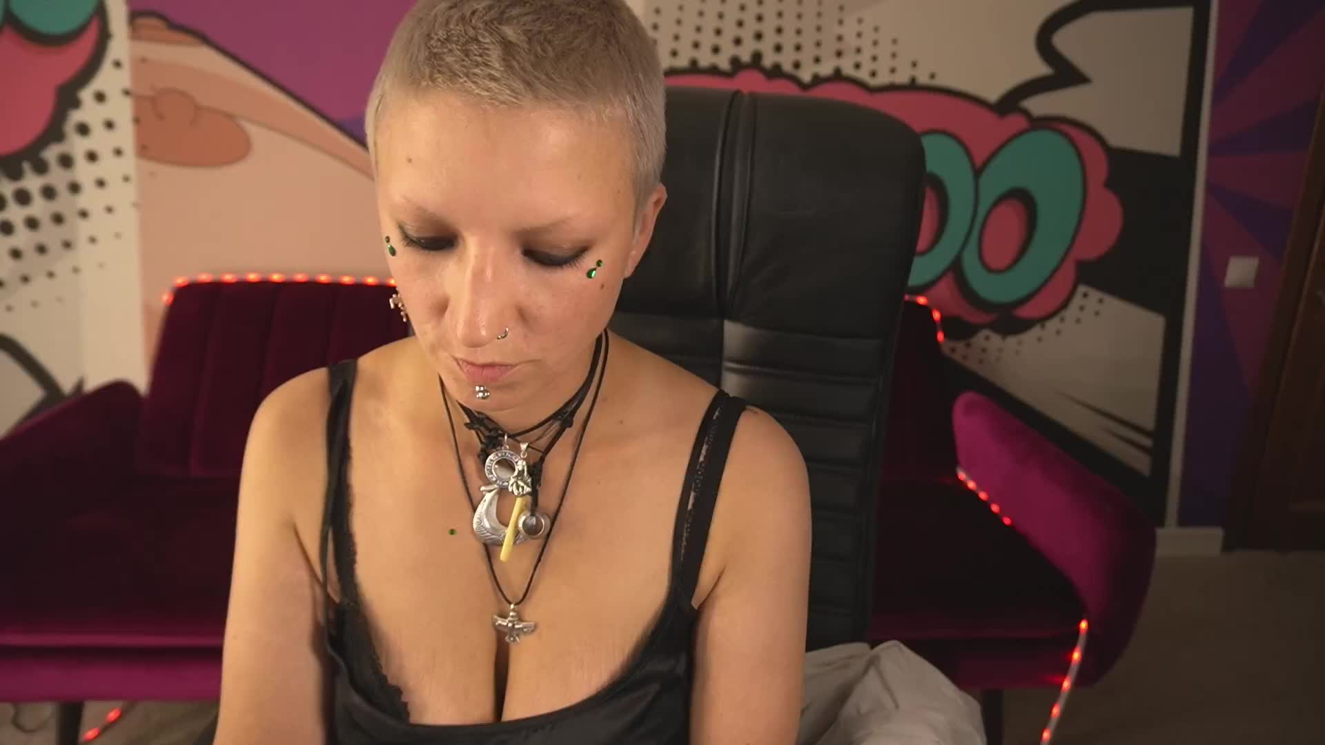 MiraMoonn Live Sex December 13, 2025