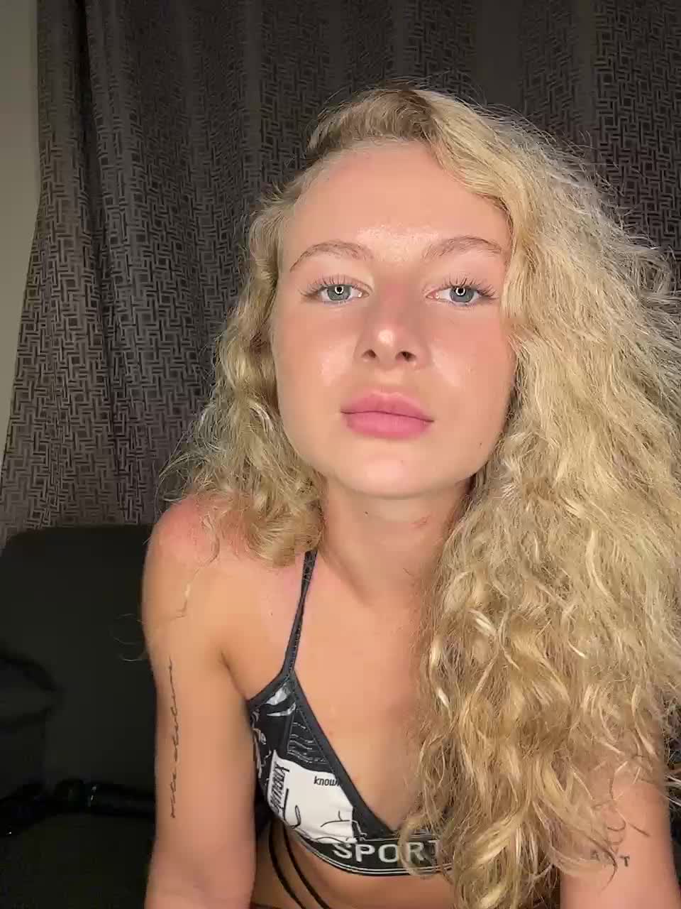 Vivena Live Sex December 12, 2025