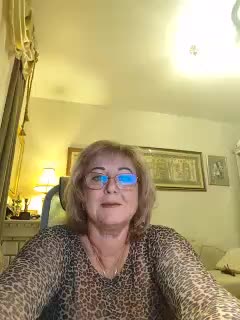 KarinkaSweet Live Sex December 17, 2025