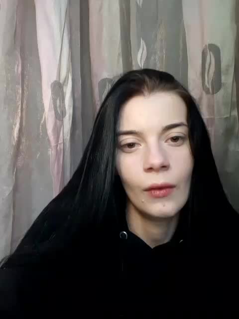 Luna29a Live Sex December 13, 2025