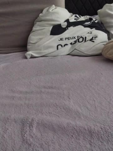 _m_a_r_i_a_888_ Live Sex December 17, 2025