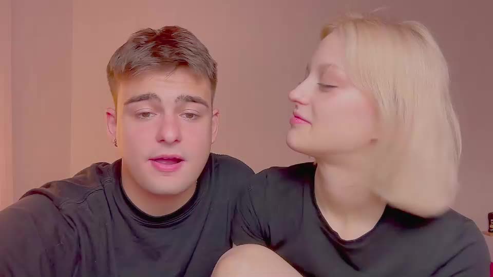 your_molly_mark Live Sex December 17, 2025