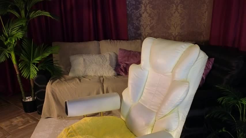 Lilu5107 Live Sex December 18, 2025