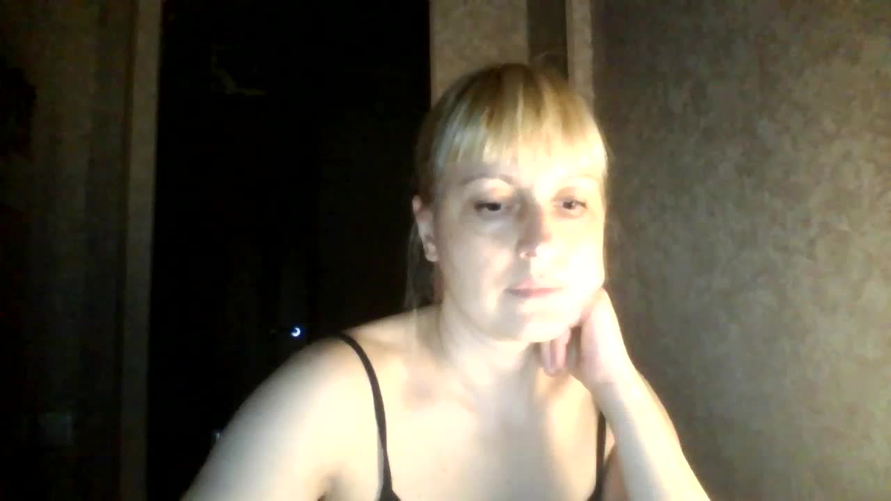 krisss2016 Live Sex December 15, 2025