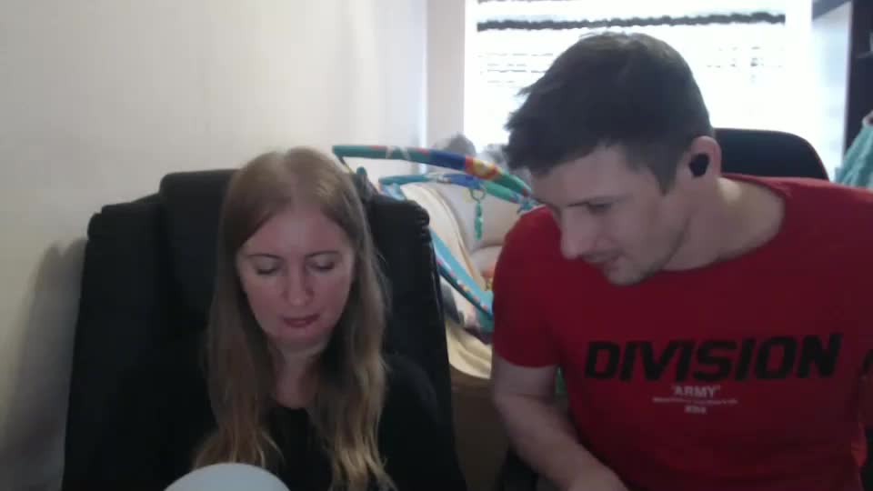 jenisandpeter Live Sex December 19, 2025