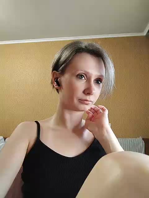 -Christina- Live Sex December 13, 2025