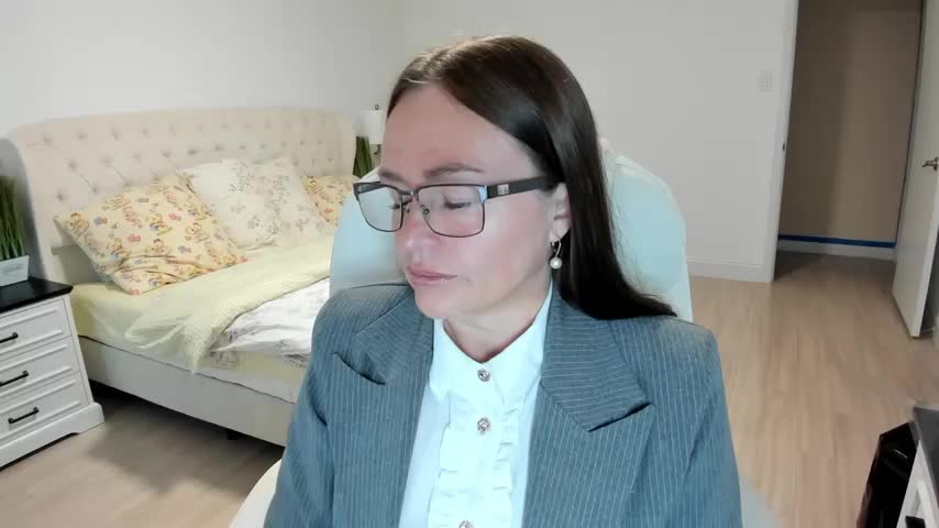 Vika73 Live Sex December 17, 2025