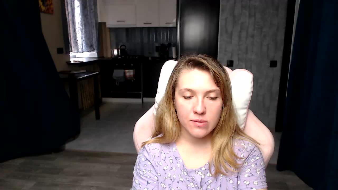 Regimasmile Live Sex December 15, 2025