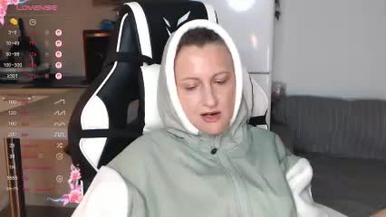 LoveSuperGerl Live Sex December 17, 2025