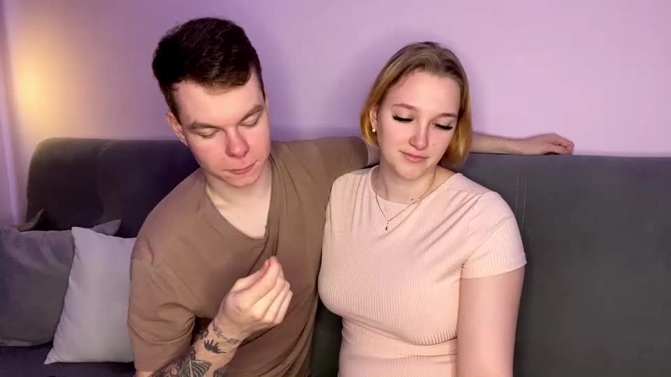 julielourens Live Sex December 17, 2025