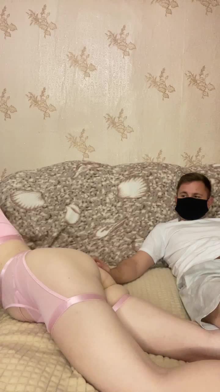 Sun-Moon Live Sex December 13, 2025