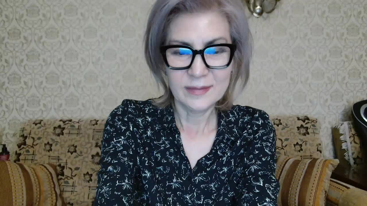 ElegantLady00 Live Sex December 17, 2025
