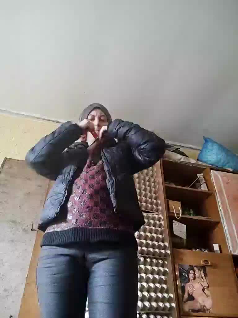 Kira700cams Live Sex December 14, 2025