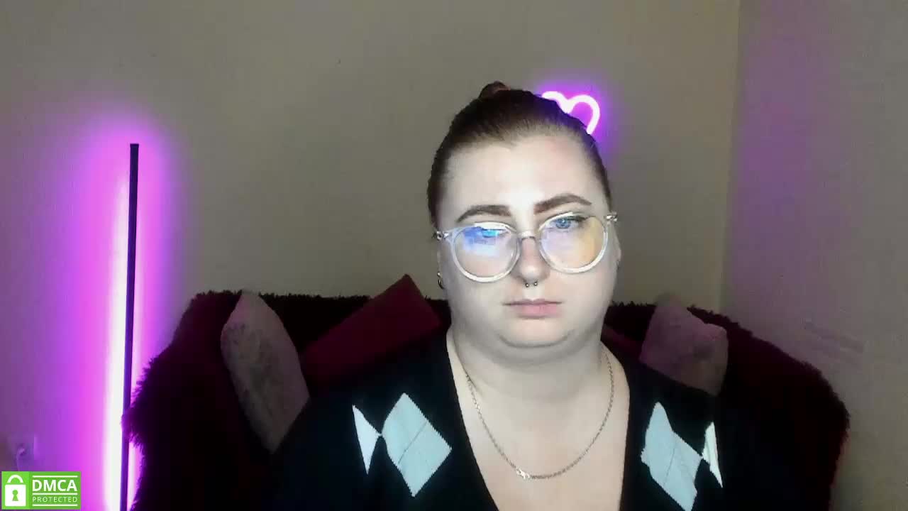 Aliciaredluv Live Sex December 17, 2025