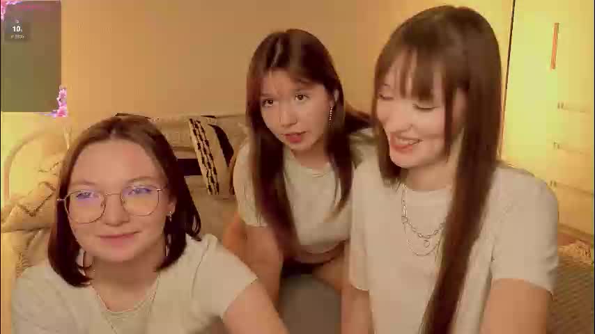 _reverse_gang_ Live Sex December 17, 2025