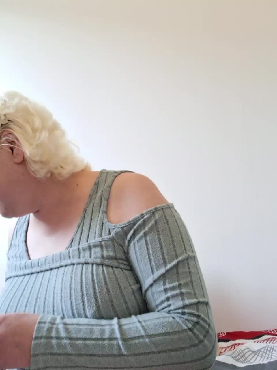 Vika211 Live Sex December 18, 2025