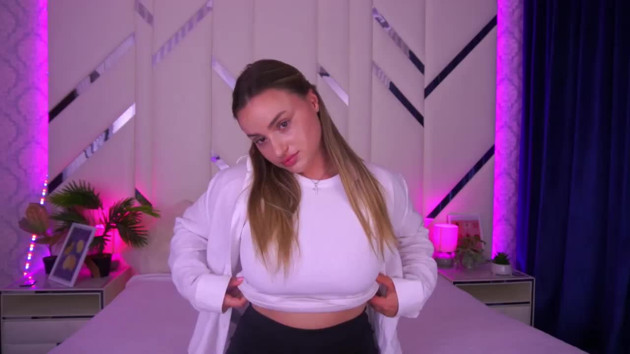 FloraGreys Live Sex December 14, 2025