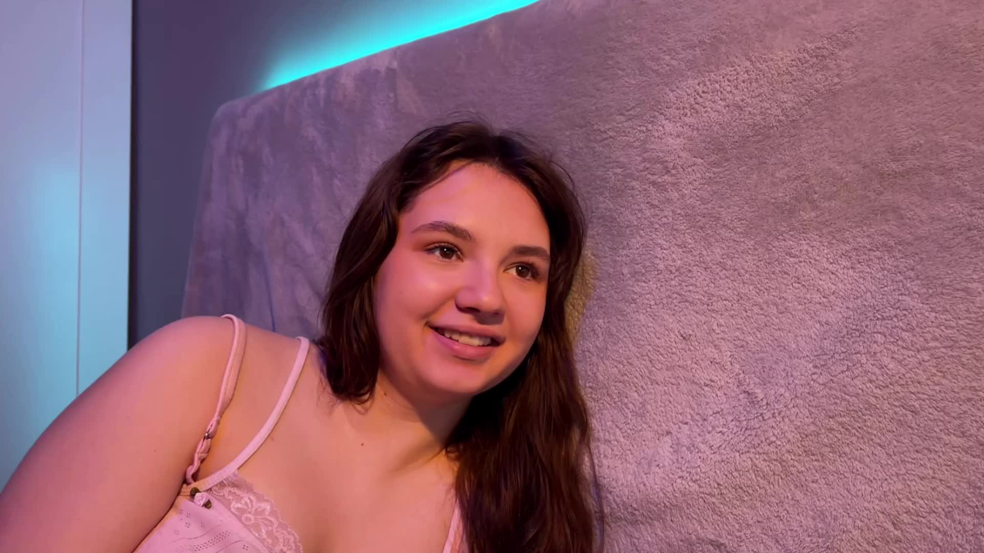 AlisaRichGold Live Sex December 14, 2025