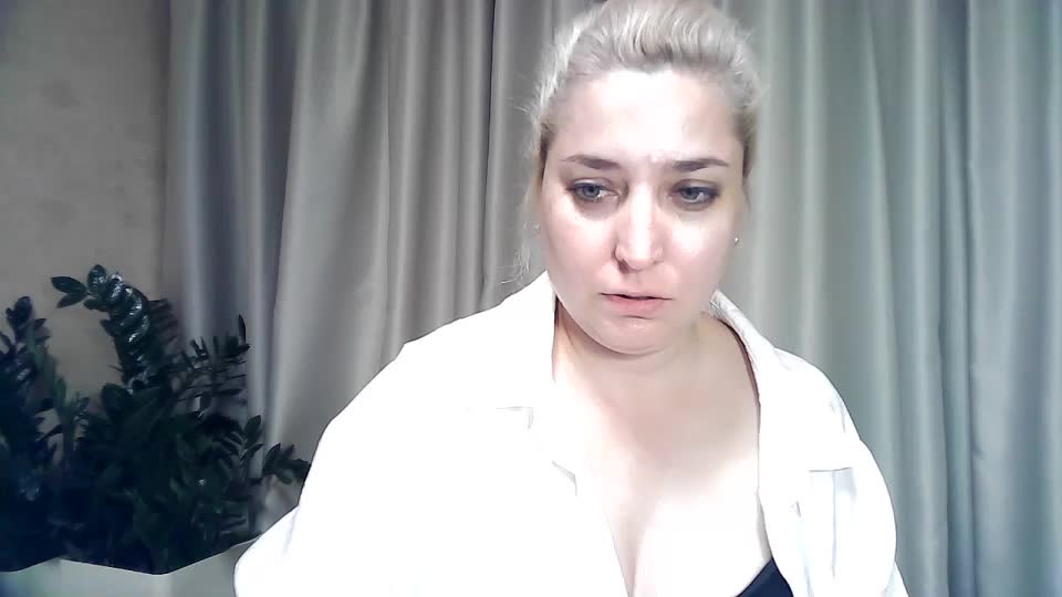 KickaIricka Live Sex December 14, 2025