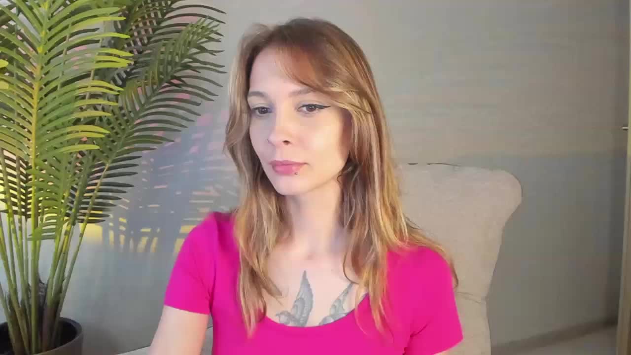 Maribett Live Sex December 15, 2025