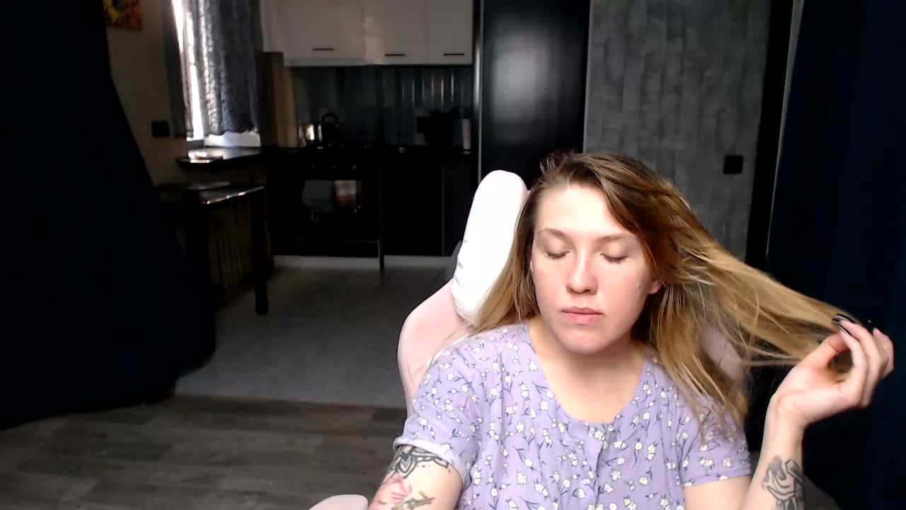 Regimasmile Live Sex December 15, 2025