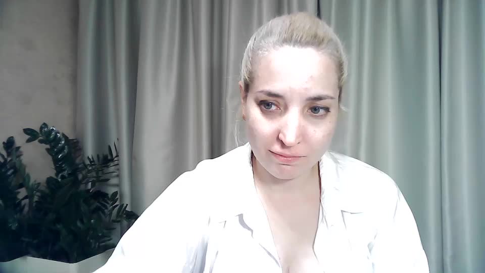 mariska-kiska Live Sex December 14, 2025