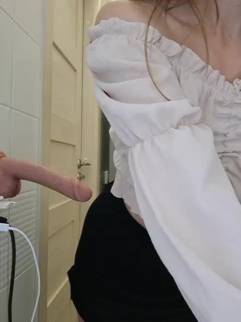 Dream-me-summer Live Sex December 14, 2025